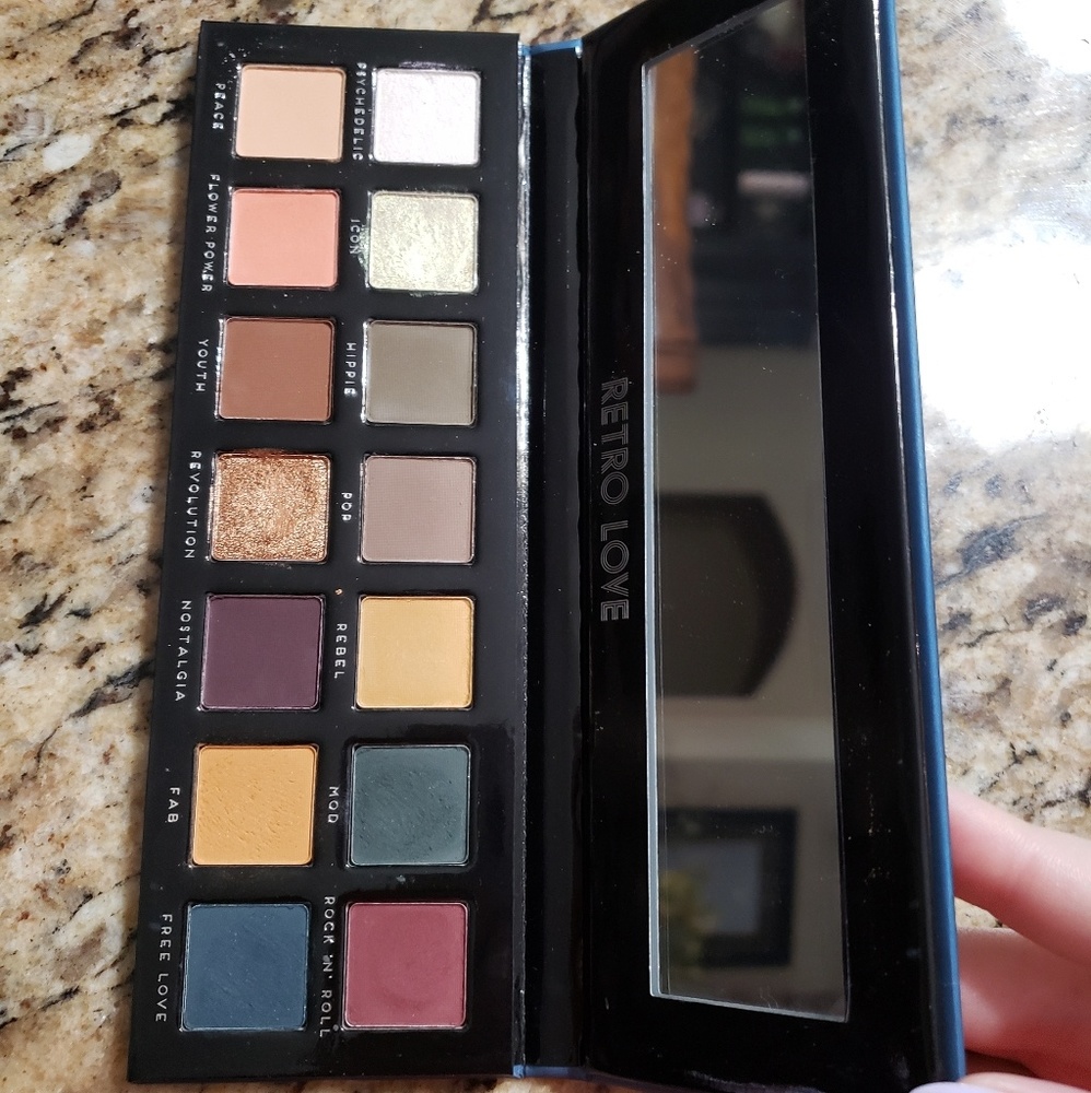 Bad Habit Retro Love Eyeshadow Palette